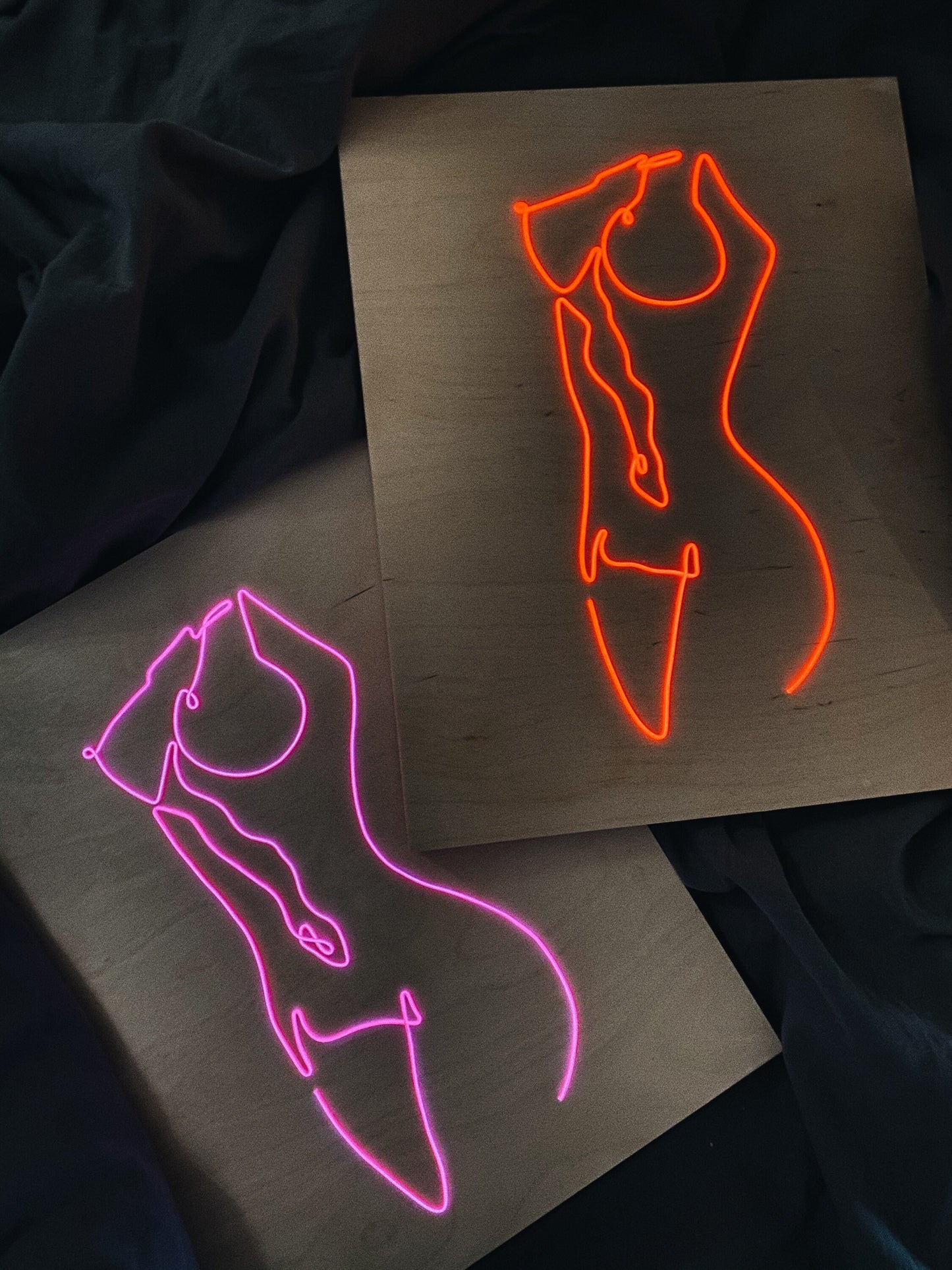 Women’s Nude Figure - EL Neon Sign